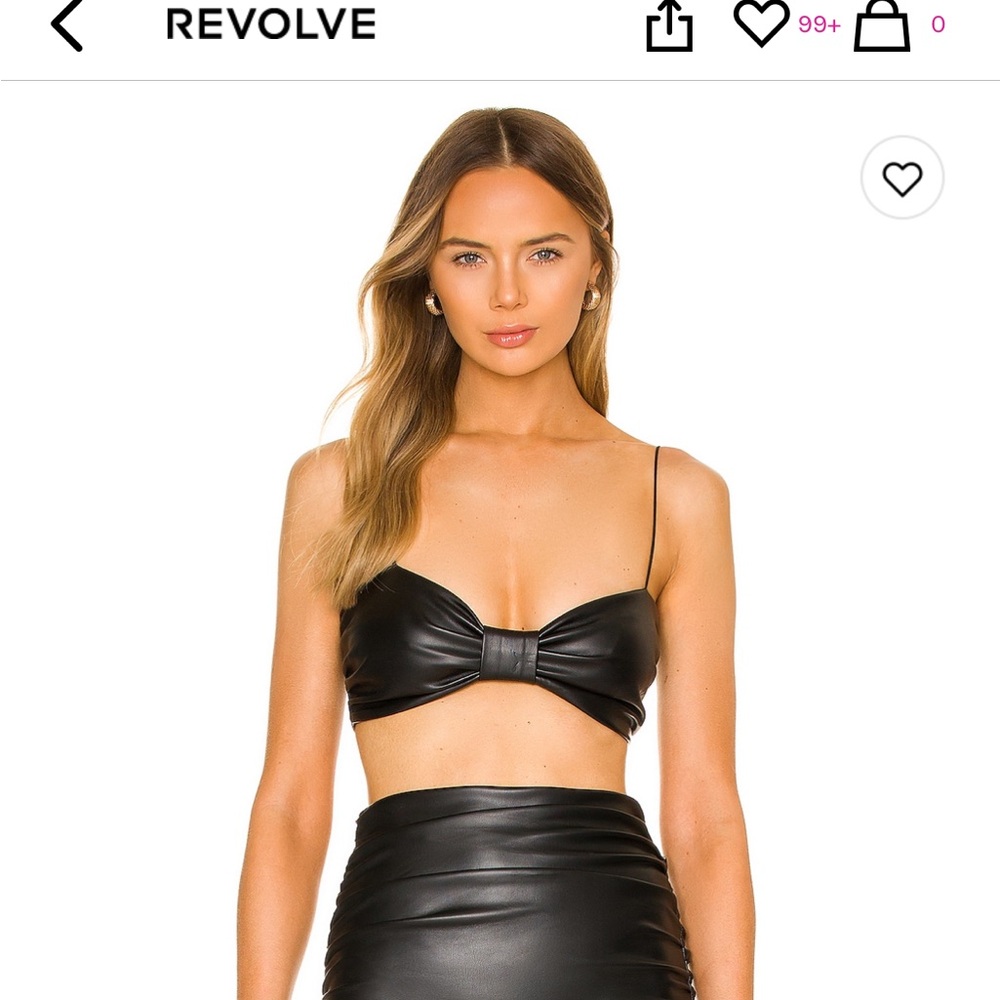 Superdown Alexa Black Crop Top